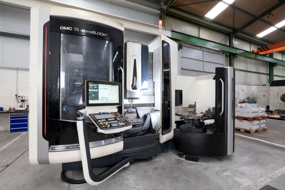 4 and 5 axis machining centres